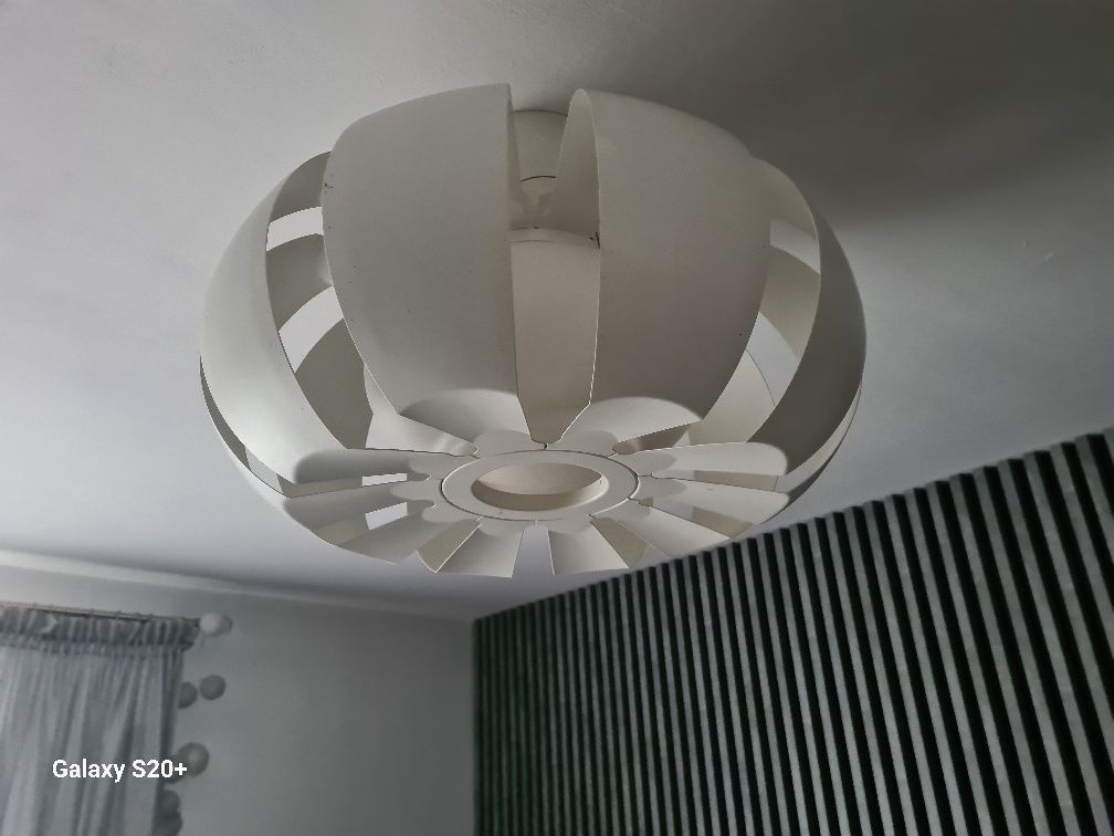 Żyrandol lampa sufitowa klosz  wisząca z regulacją tanio