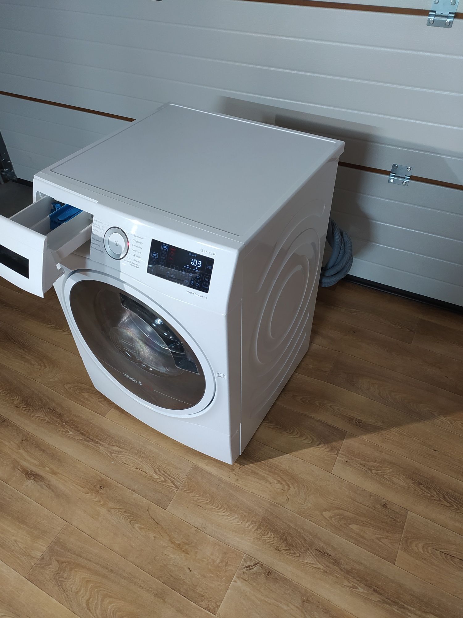 Bosch Serie 6 з сушкою Бош серія 6