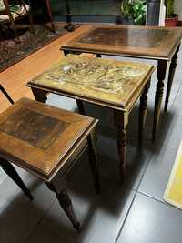 3 mesas de apoio antigas