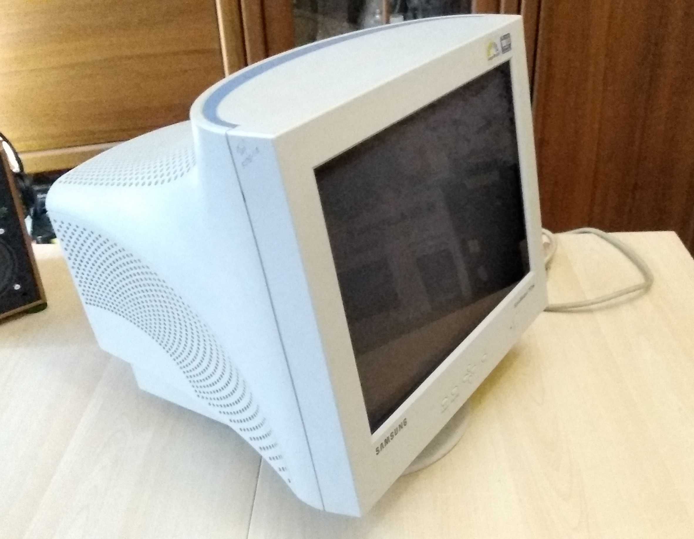 монітор 17'' Samsung SyncMaster 757mb