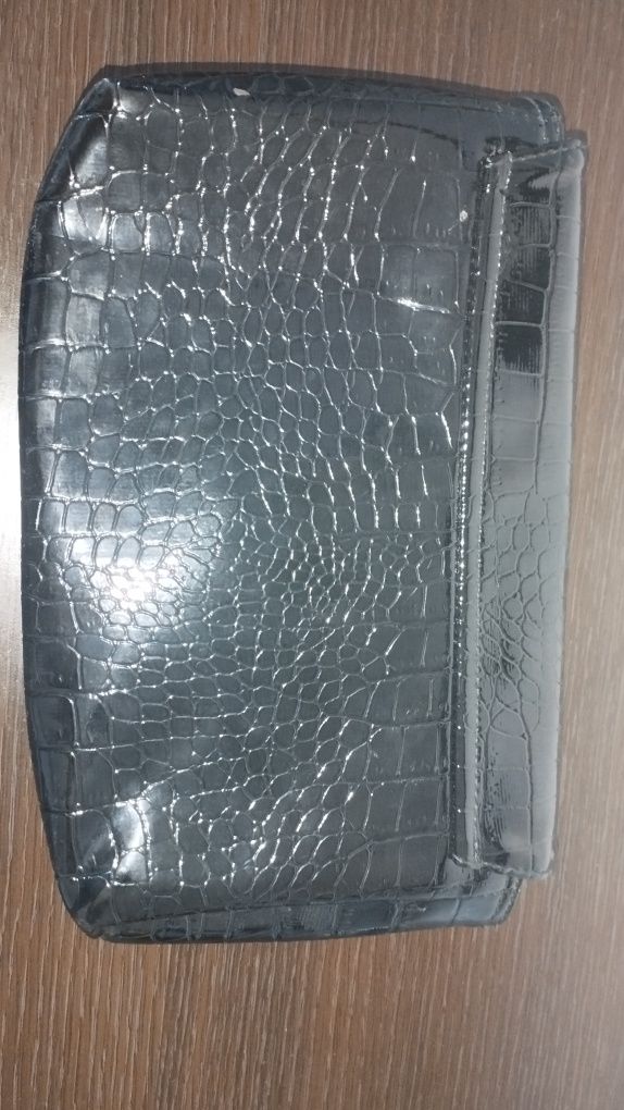 Продам сумку клач