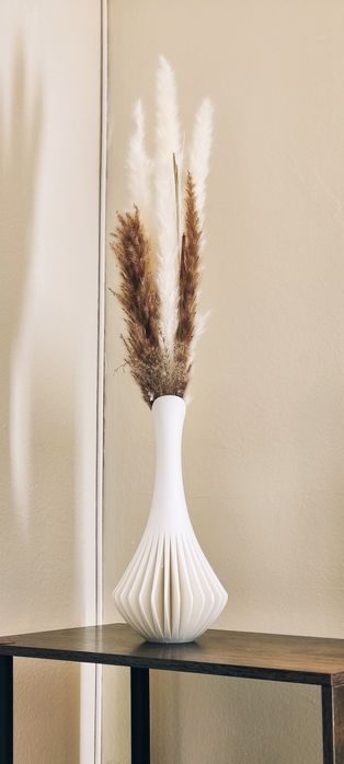 Decoração vaso com folhas