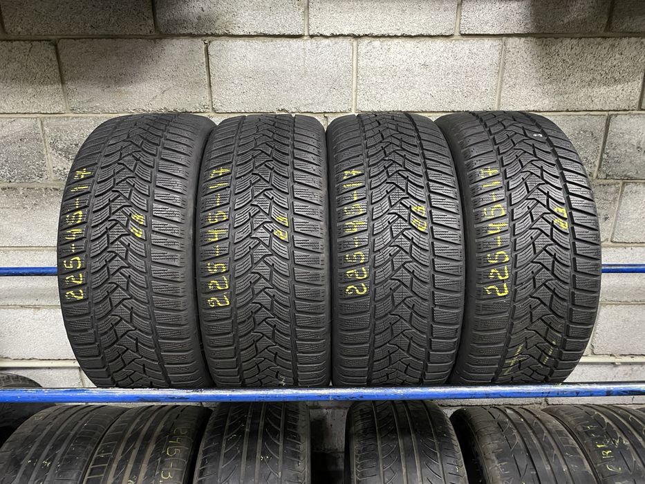 Зимові шини 225/45 R17 DUNLOP