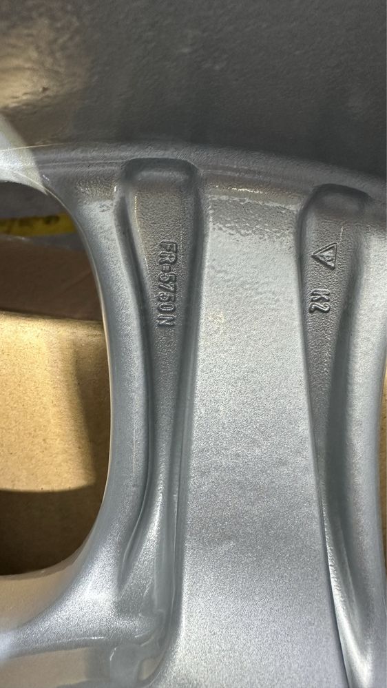 Motor 996 e material  jantes Porsche 993