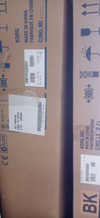 Цифрове піаніно KORG SP-170S (BK) + стійка SPST-1W (BK)