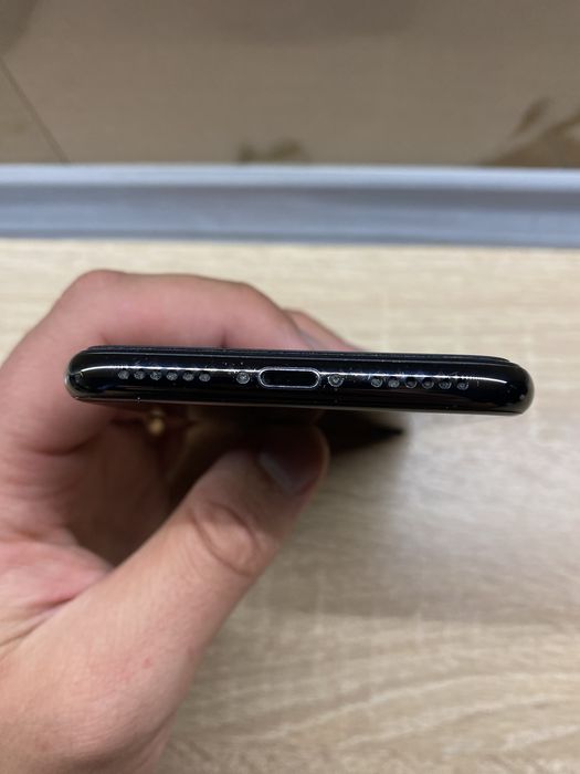 Iphone x 256gb Оригінал