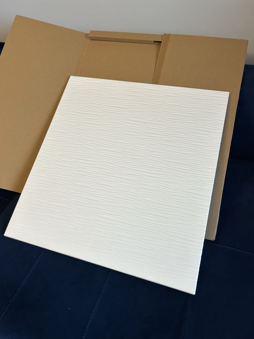 Drzwi, front IKEA Laxviken biały falowany 60x64cm, do szafki BESTA