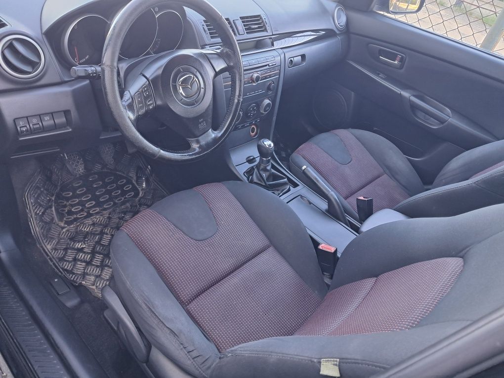 MAZDA 3  Rocznik 2005. Sedan!!!
