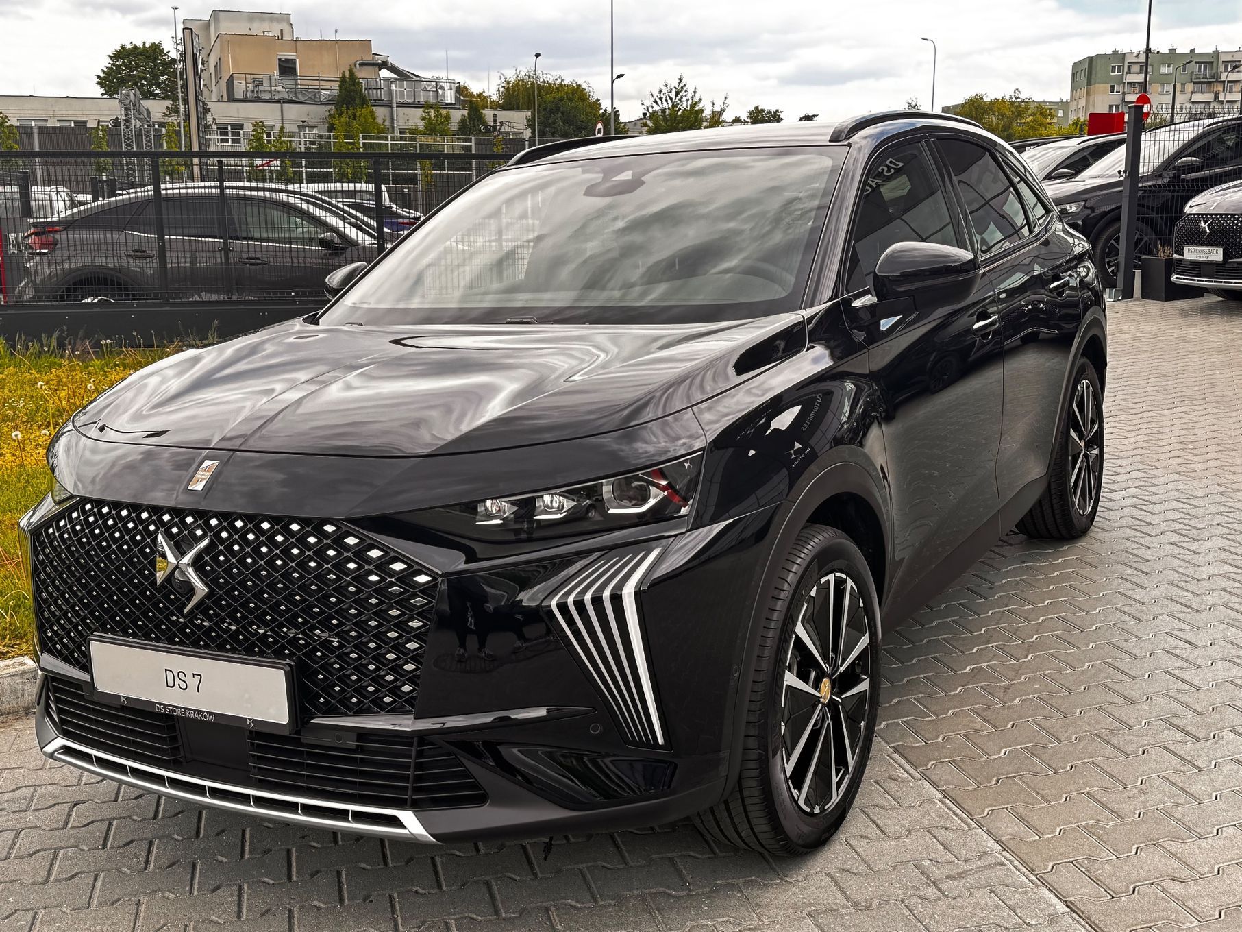 DS Automobiles DS 7 Crossback DS Automobiles DS 7 Crossback 1.6 E-Tense 4x4 Edition France