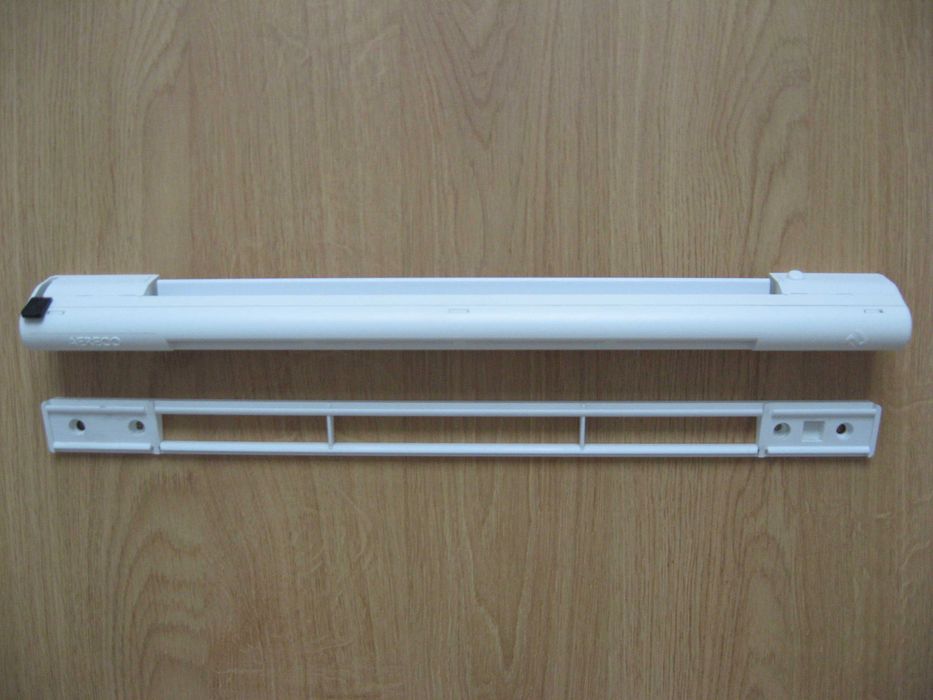 Nawiewnik automatyczny okienny higrosterowany Aereco