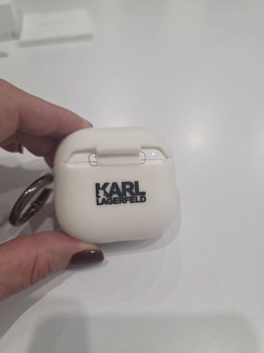 Чохол Airpods 4 Karl Lagerfeld