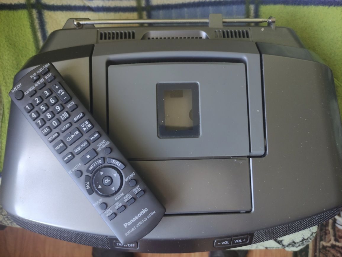 Магнітола Panasonic RX-D55