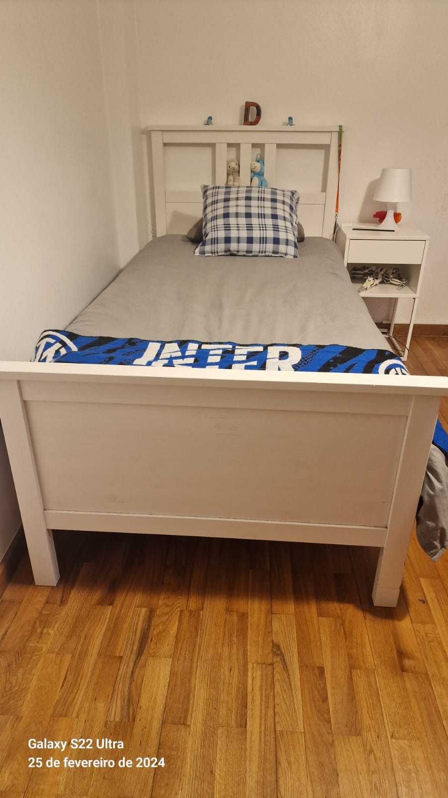 Cama IKEA HEMES branca/Lönset, 90x200 cm