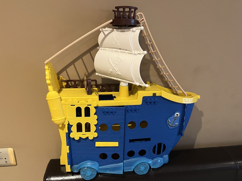 Barco de Brincar - Jake e os Piratas da Terra do Nunca