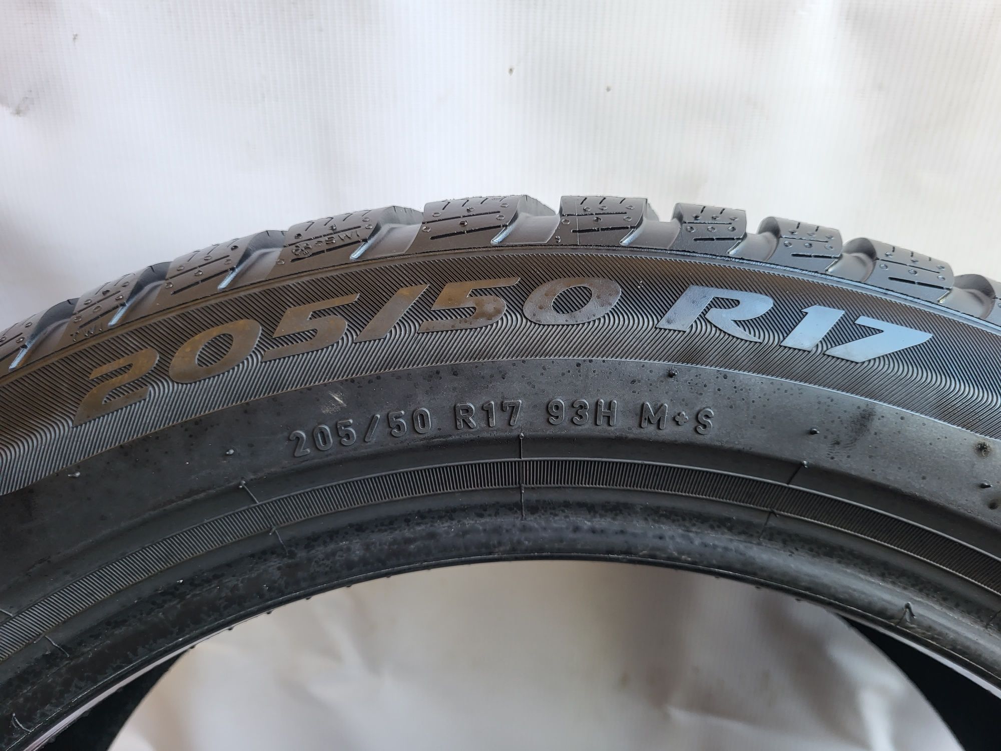 Opony Pirelli Sottozero3 205 50 R17 komplet jak Nowy!