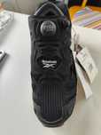 Sprzedam buty Reebok insta pump nowe.