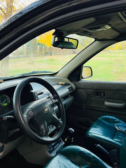 Land Rover 2.0 TDI — в хорошем техническом состояние