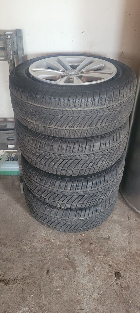 Vendo jantes com pneus 16 para bmw serie 1