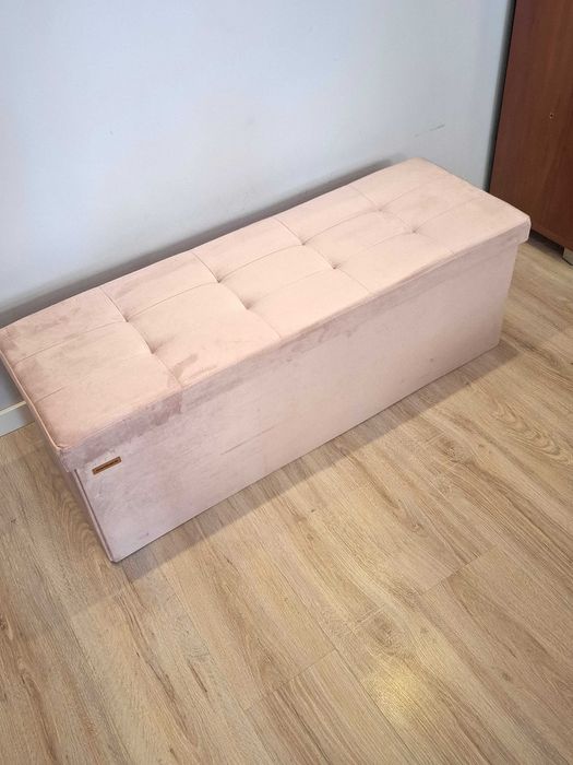 Pufa,kufer tapicerowany do przechowywania, pastelowy róż