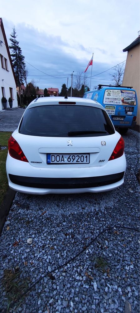 Peugeot 207 1.4 HDI biały