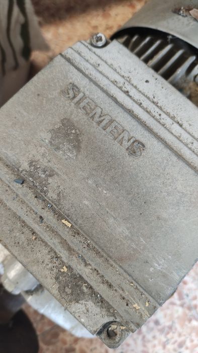 Motor de correia para ventilação