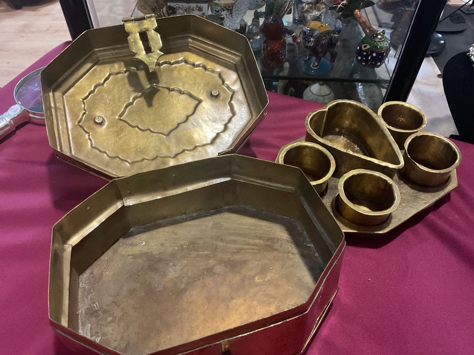 Cofre em latão com divisórias, 20x15 cm mais anúncios abaixo