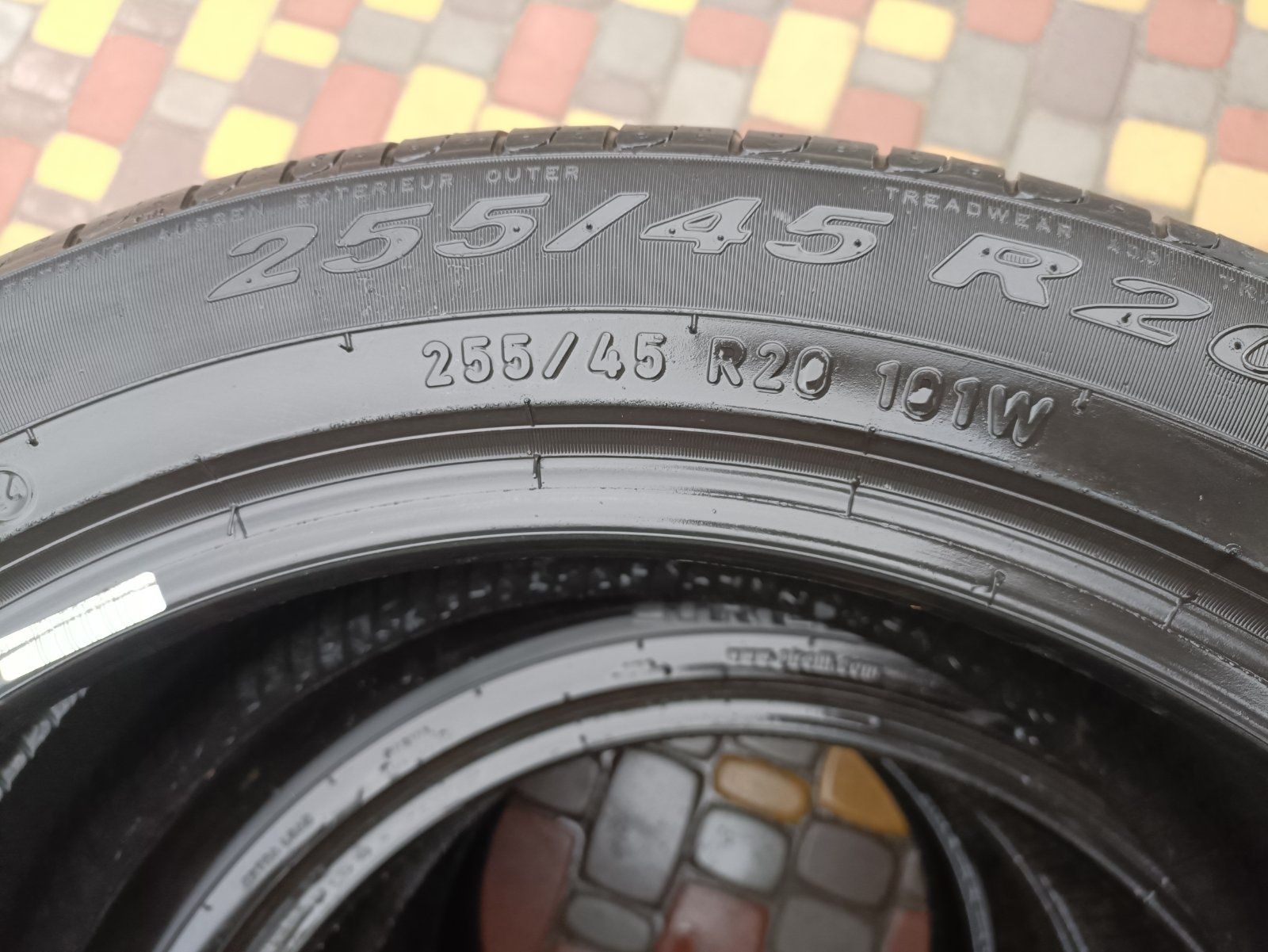 Шини Pirelli Scorpion 255/45 R20 комплект літньої резини