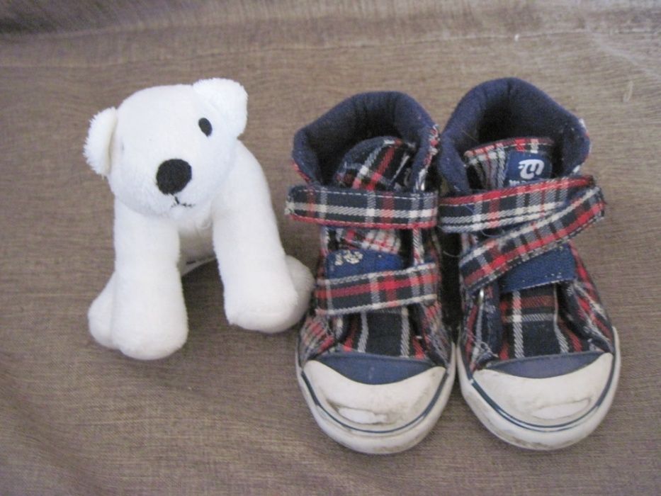 Tenis Mayoral tamanho 24