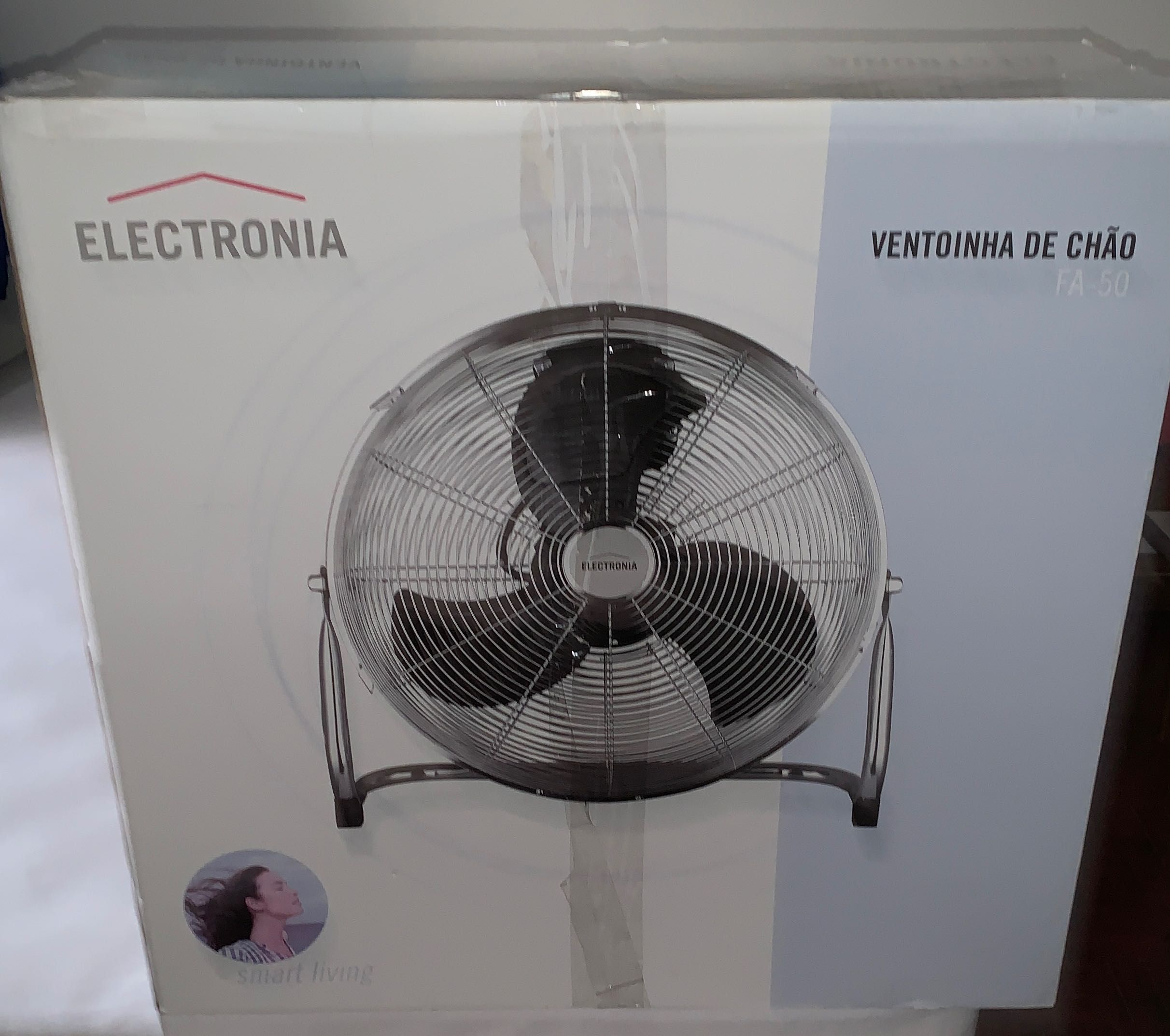 VENDO:  Ventoinha de Chão FA50