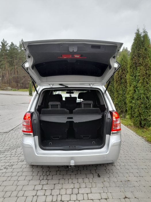 Opel  Zafira b 1.7 2010