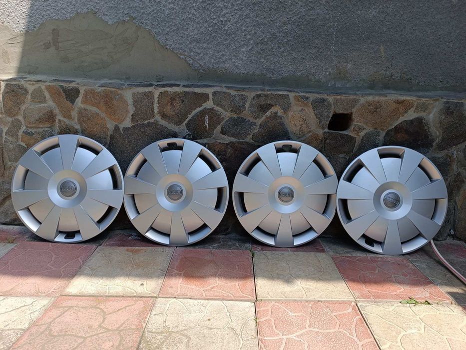 Продам ковпаки оригінал R16