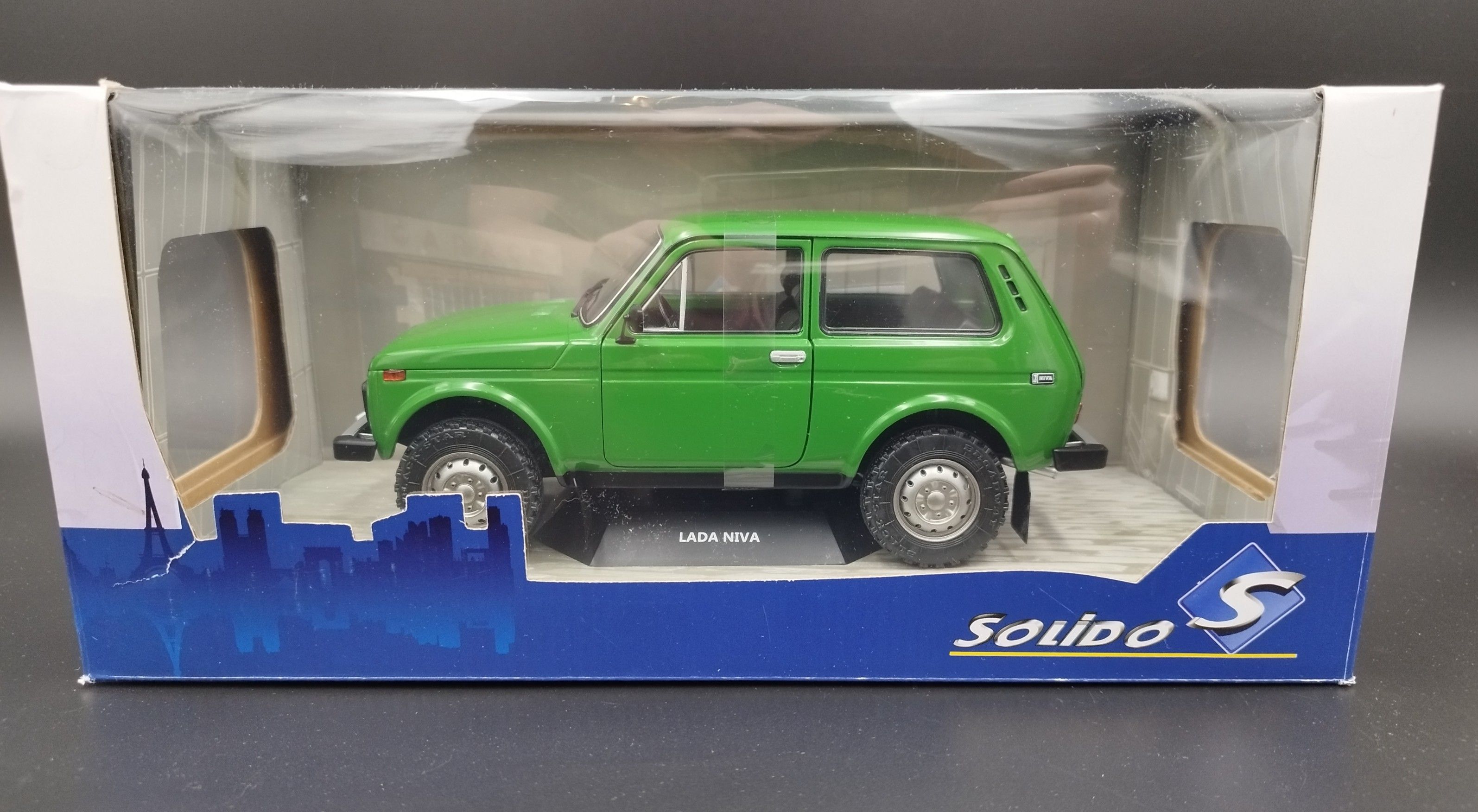 1:18 Solido 1980 Lada Niva Green model nowy