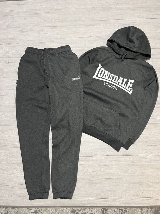Чоловічий спортивний костюм Lonsdale