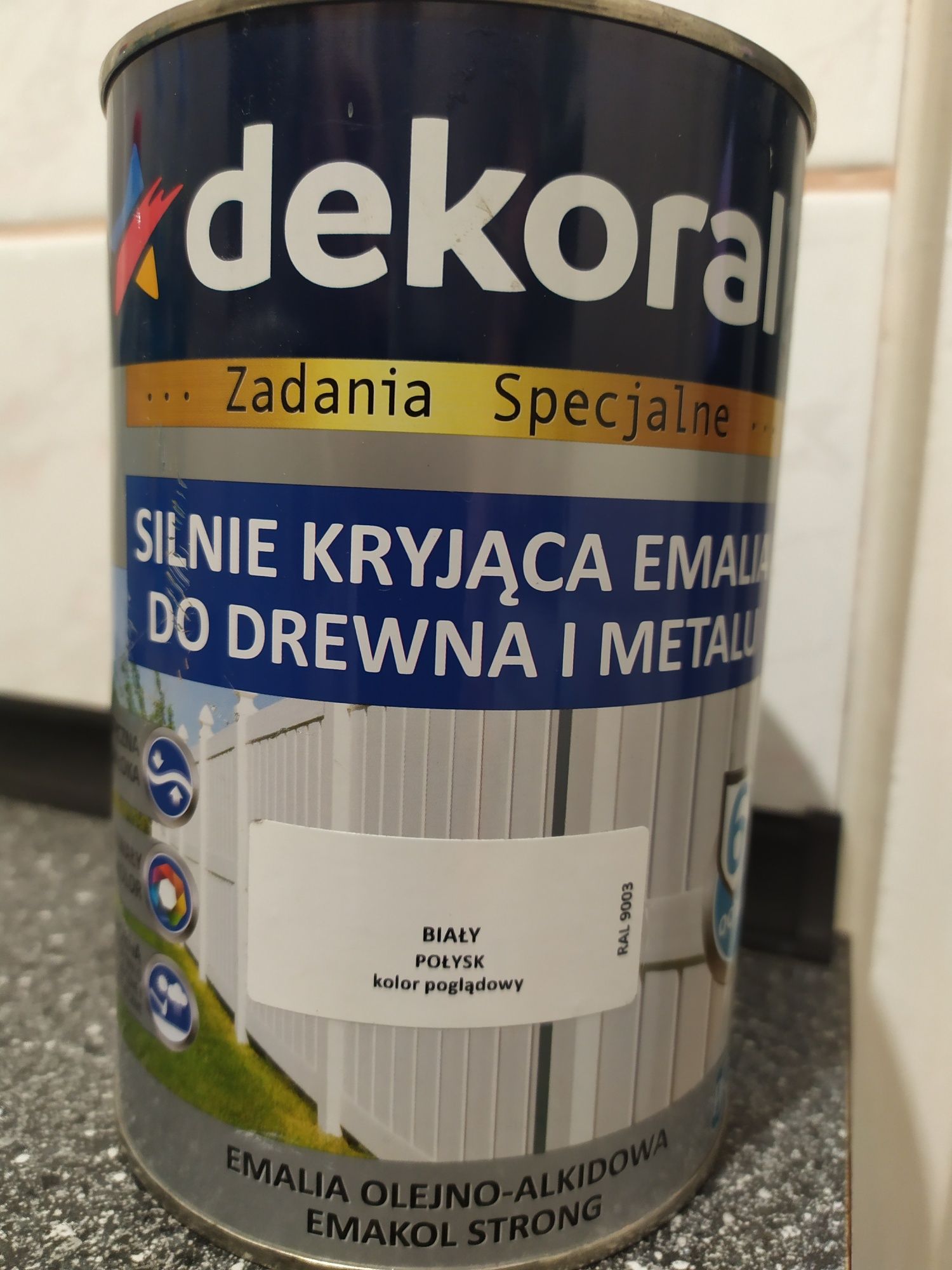 Farba dekoral plus jedynka