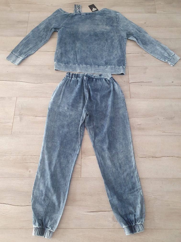 Niepowtarzalny dres komplet r 40