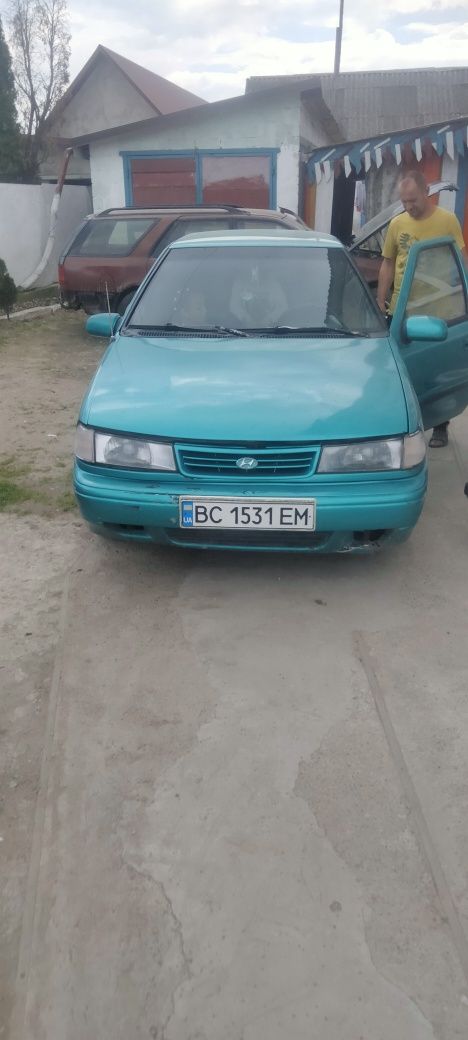 Продам хундай поні по забчастинам
