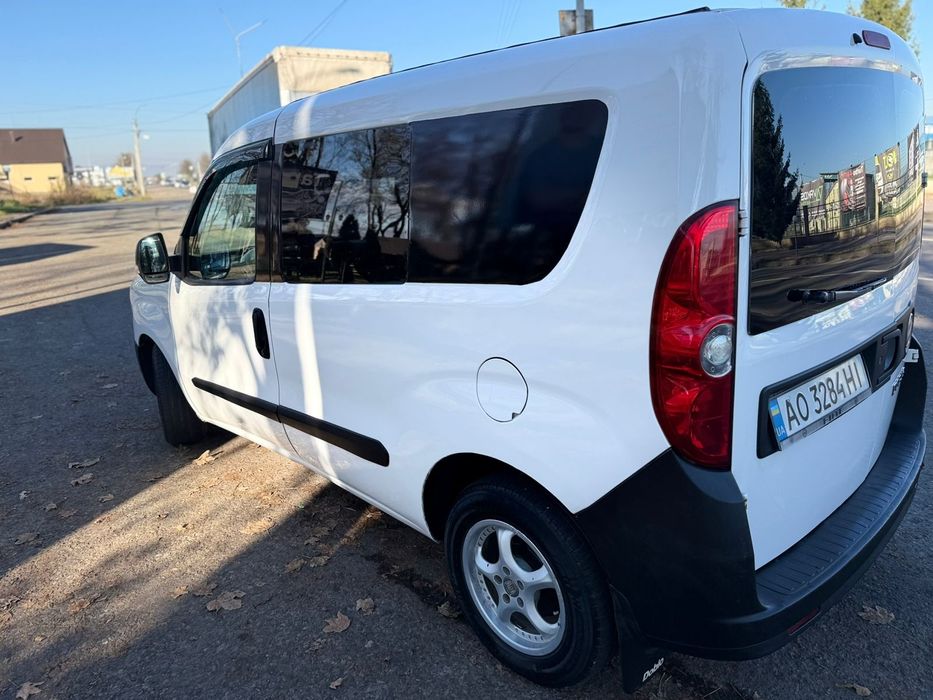fiat doblo 2010рік