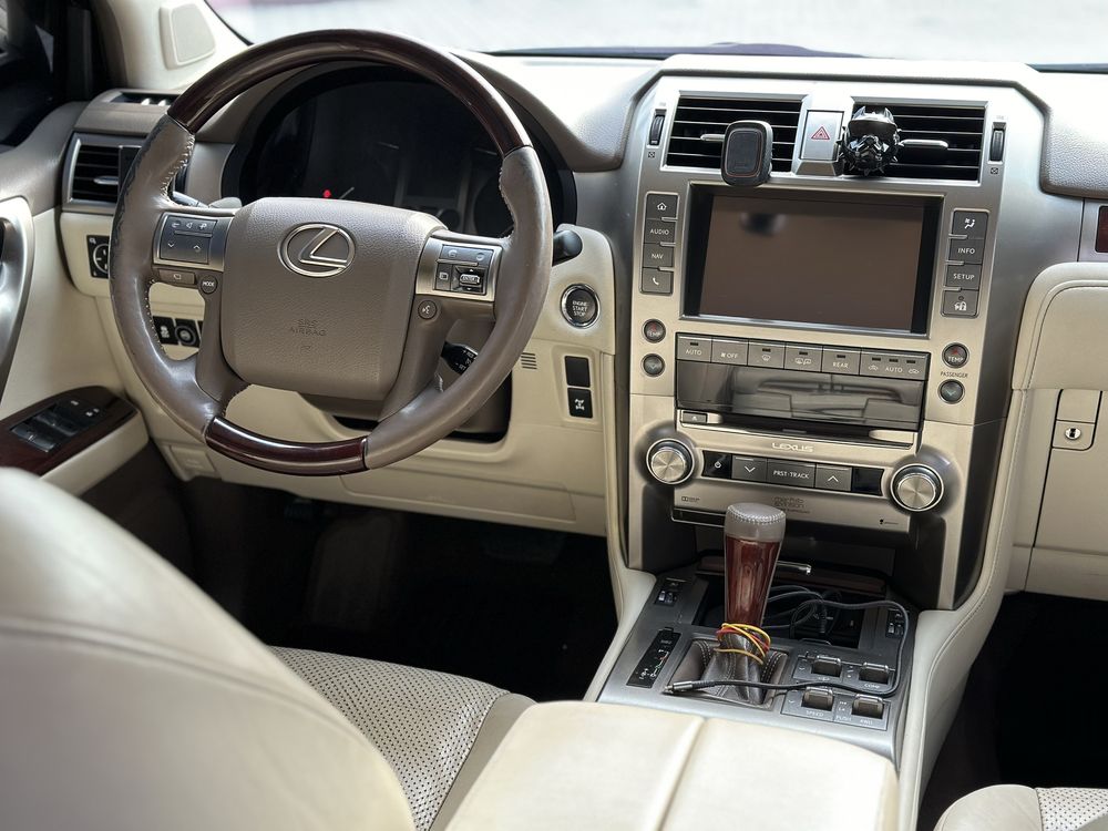 Продам Lexus GX460 4.6 ГАЗ Official 2013