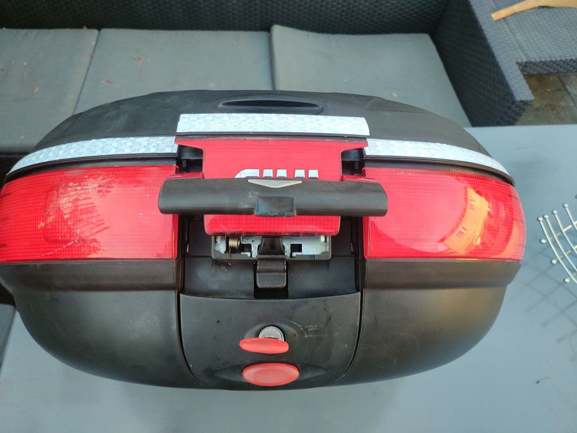Honda ST 1100 stelaż kufer Givi