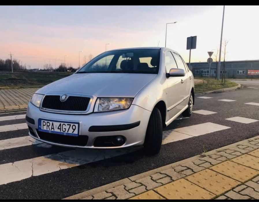 Skoda Fabia sedan