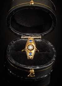 Антиквариат,Золотое антикварное кольцо с сапфирами и бриллиантом