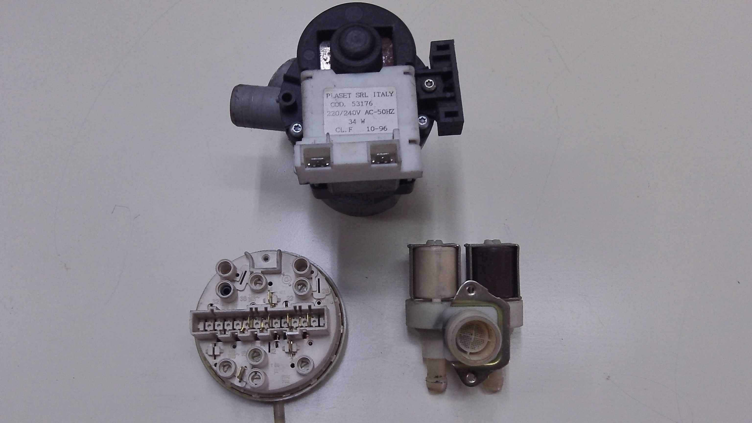 Запчастини до пральних машин SAMSUNG WF6450S4V, Indesit WDN 2296XW U