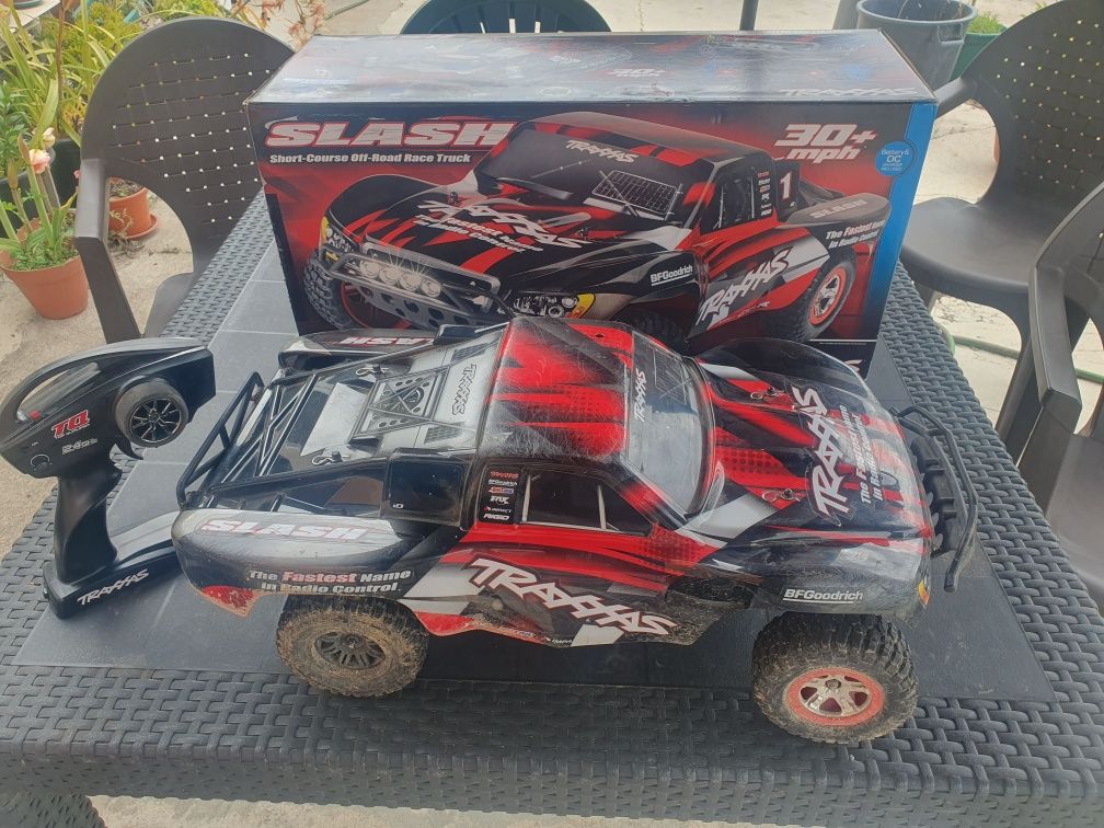 Traxxas Slash 2WD 1:10