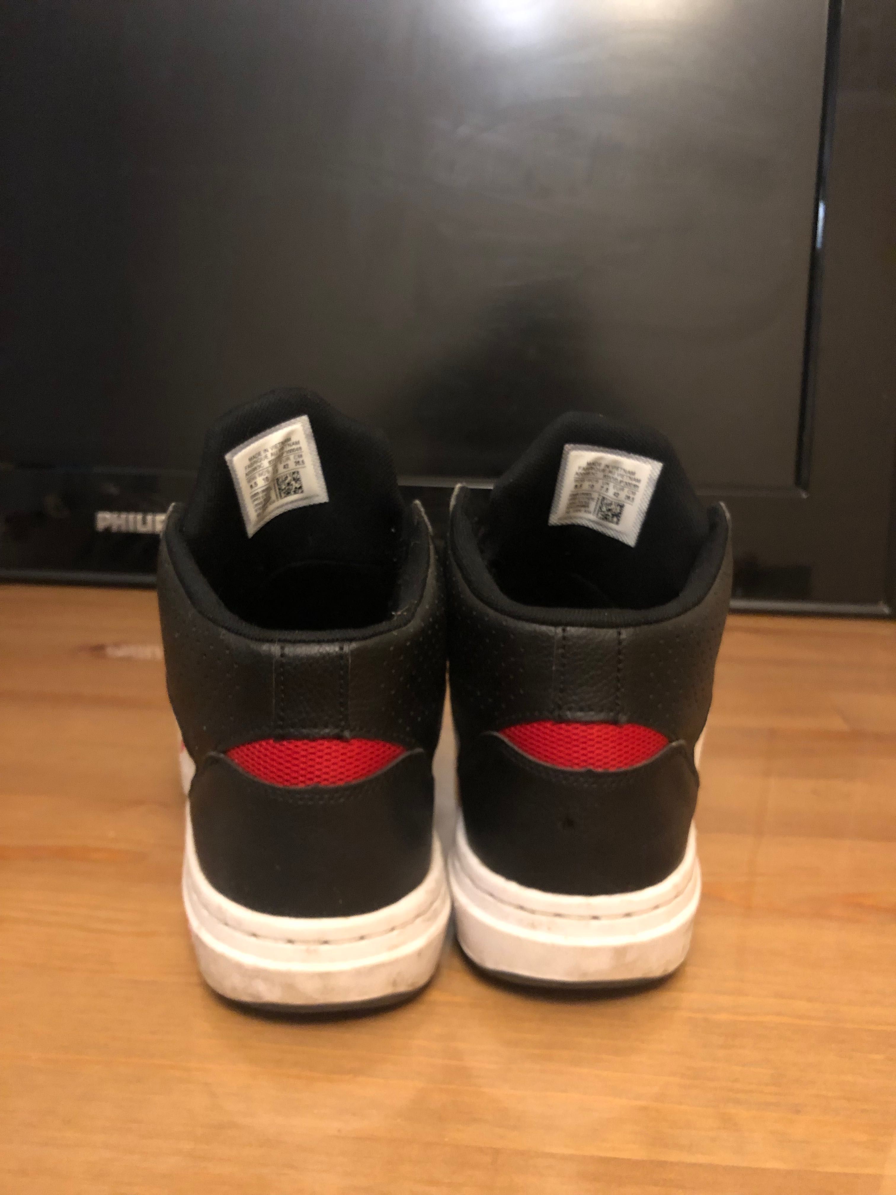 Buty rozmiar 42 conwers