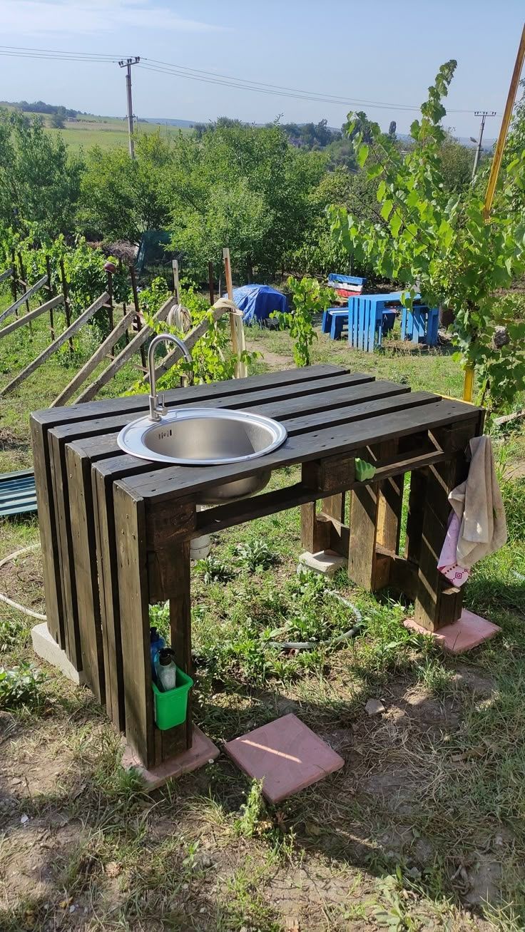 Меблі з піддонів