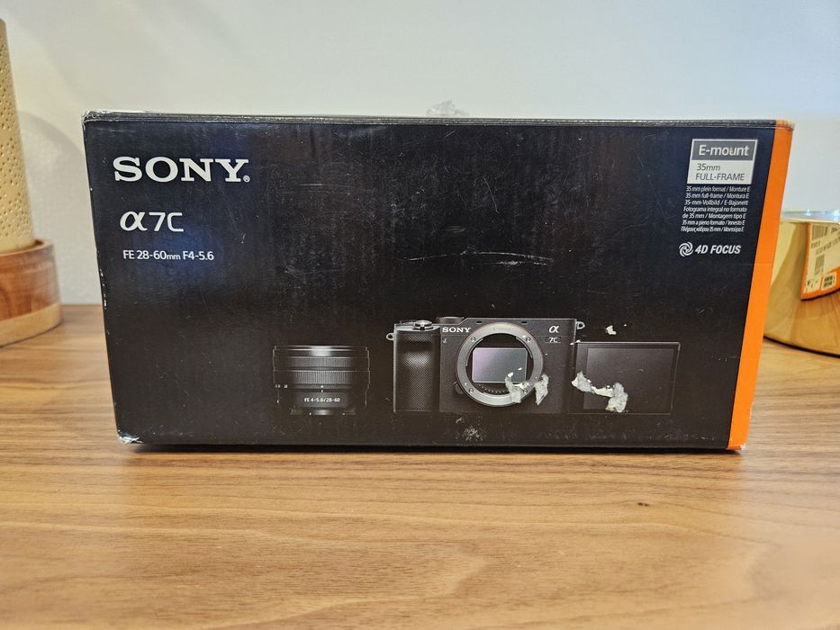 SONY Alpha A7C Silver + FE 28-60mm f/4-5.6 Nova c/garantia