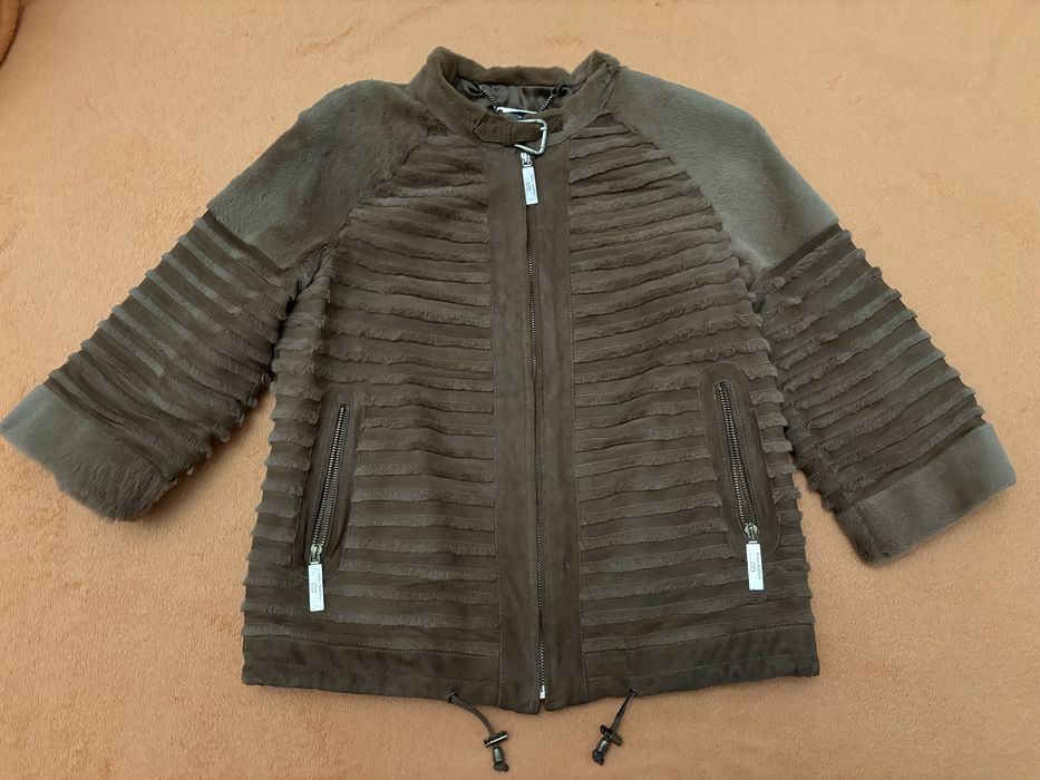 Куртка із натурального хутра розмір S Waggon paris