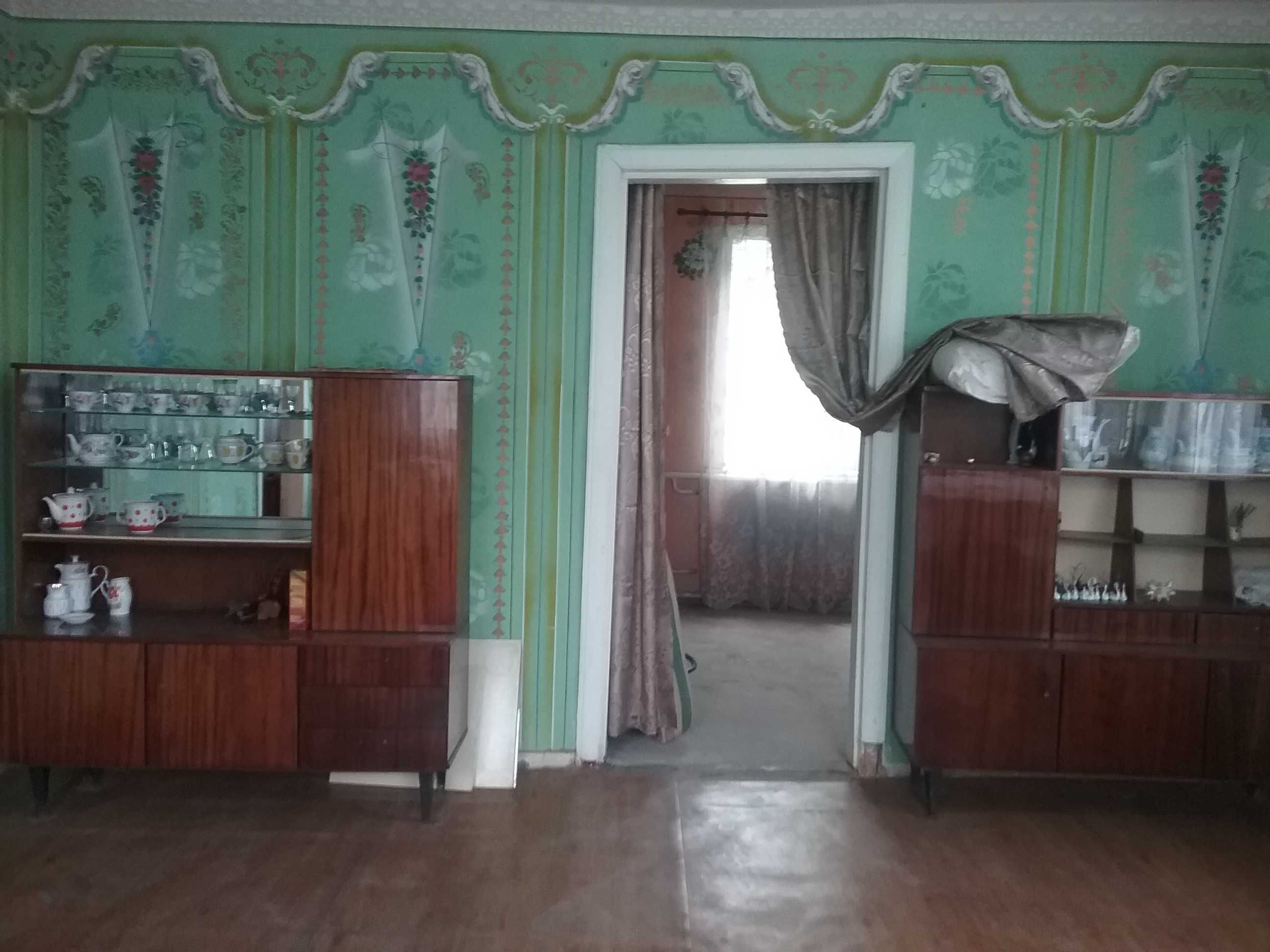 Продам быстро хороший дом в тихом месте