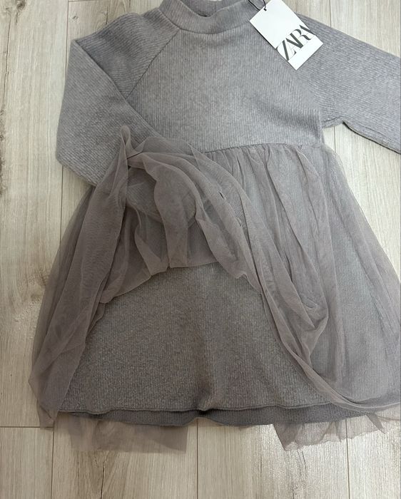 Святкова сукня Zara для дівчинки