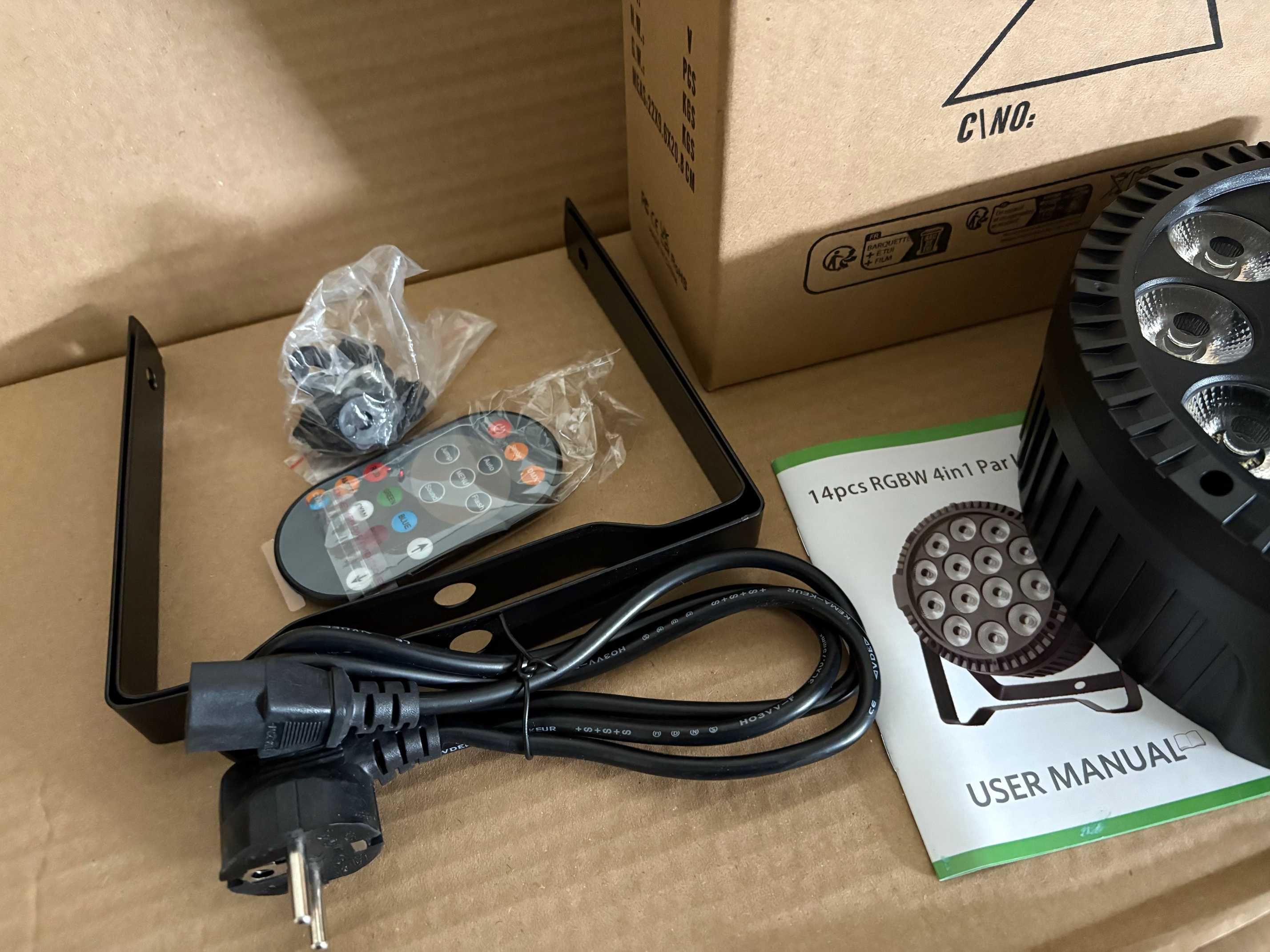 LED PAR 14 x 6W RGBW DMX oświetlenie dj sceniczne ZQ01424 + PILOT